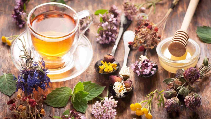 نقش دمنوش‌ها و مکمل‌های چربی‌سوز در لاغری